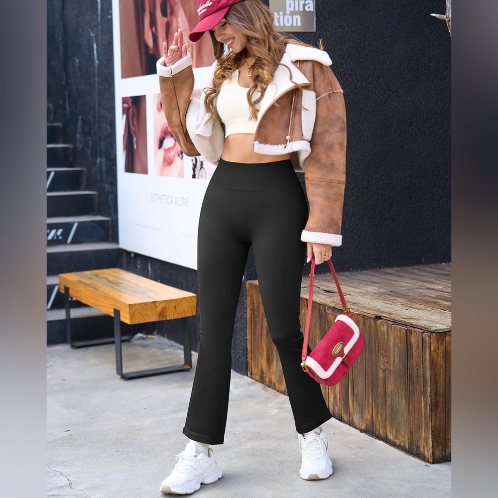 OQQ High-Waisted Black and Coffee Brown Yoga Flare Pants NWT 2-Pack size: Large - Picture 3 of 6